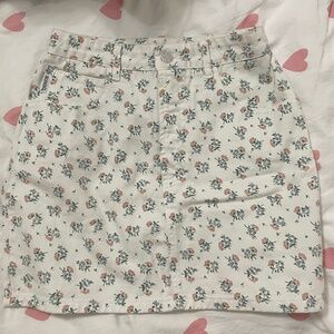 Vintage floral denim skirt